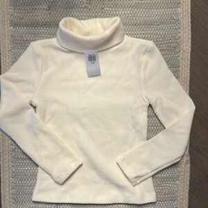 Old Navy Cream Turtleneck Soft Knit Long Sleeve